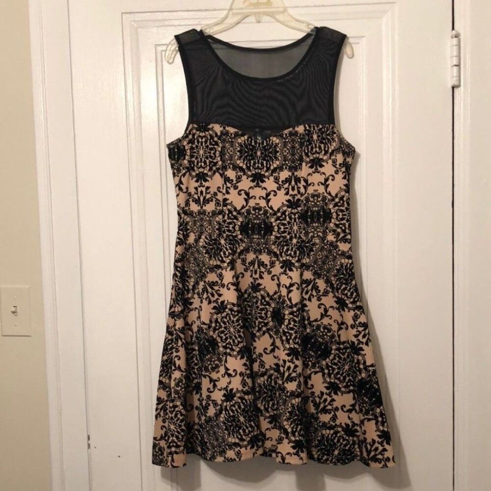 Gorgeous Dress Beige Cream Tan with black velvet detail